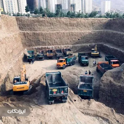 خاکبرداری ساختمان سیاوشی