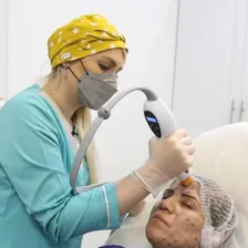 کلینیک زیبایی دکتر نسیم غلامی