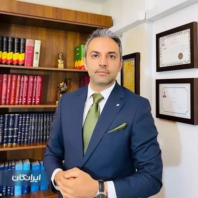 وکیل امید ریاضتی