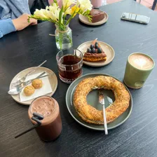 کافه رستوران نوژ