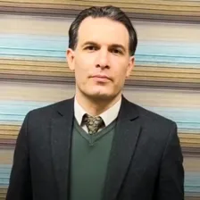 کلینیک زیبایی دکتر پوریا ملک پوری