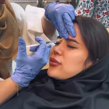 کلینیک زیبایی آروشا