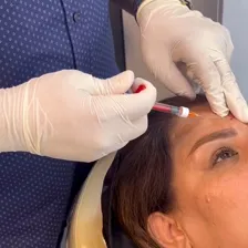 کلینیک زیبایی دکتر بهزاد صابری