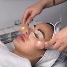 کلینیک لذت زیبایی