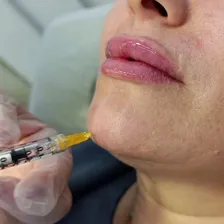 کلینیک زیبایی مسگری