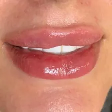 کلینیک زیبایی دکتر مریم شفیق