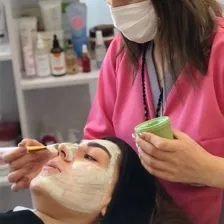 کلینیک زیبایی لوکس