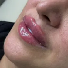 کلینیک زیبایی سام صفائی