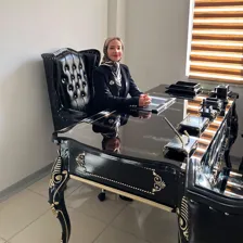 کلینیک زیبایی دکتر نیلوفر مریمی