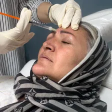 کلینیک زیبایی دکتر زینب صادقی