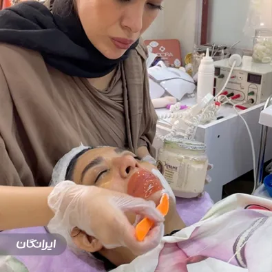 فیشیالیست انیس آذر