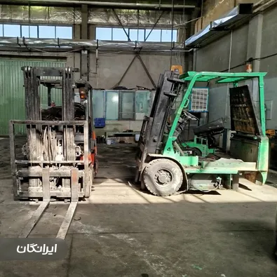 تعمیرگاه لیفتراک یاری