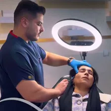 کلینیک زیبایی دکتر آرش امانی فر