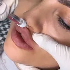 کلینیک زیبایی دکتر نگار اقبالی فرد