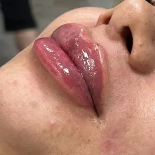 کلینیک زیبایی دکتر معصومه جراره