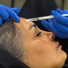 کلینیک زیبایی دکتر ندا کرم پور