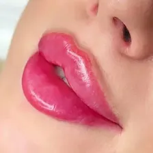 کلینیک زیبایی هلسا