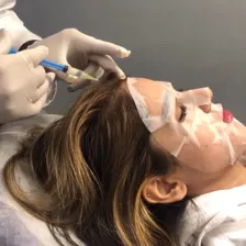 کلینیک زیبایی دکتر منوچهر کریمی