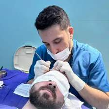 کلینیک زیبایی آرکا