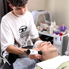 سالن مراقبت پوستی فعلی