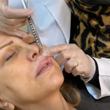 کلینیک زیبایی و لیزر جلفا