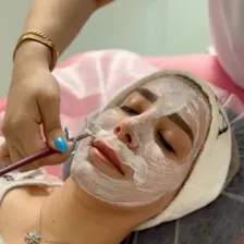 کلینیک زیبایی افرا