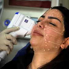 کلینیک زیبایی دکتر عطیه ولایتی