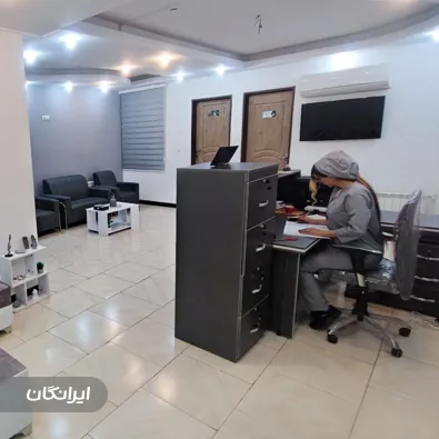 دکتر احمدرضا محمودی