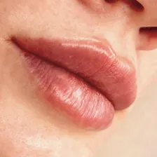 کلینیک زیبایی دکتر دنیا فرخی