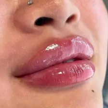 کلینیک زیبایی آریل