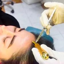 کلینیک زیبایی آوا