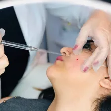 کلینیک زیبایی شاین