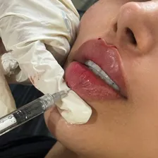 کلینیک زیبایی بهار