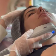 کلینیک زیبایی دکتر محدثه ایمانی