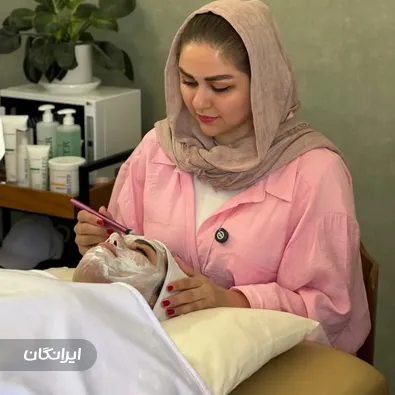 مرکز خدمات پوستی برومند