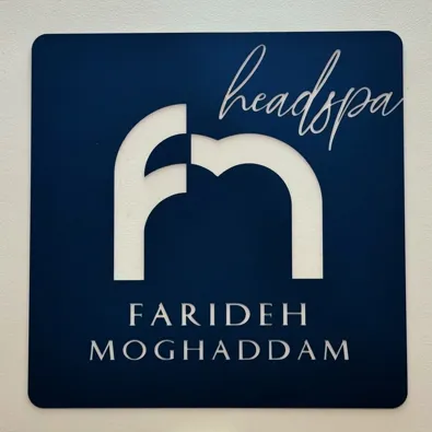 لوگوی سالن زیبایی مقدم