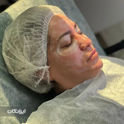 مرکز خدمات پوستی اسکین تایم