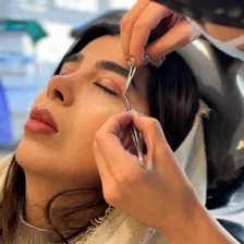 کلینیک جراحی رتینا