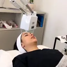 مرکز خدمات پوستی پریسا