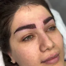 کلینیک زیبایی بست