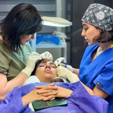 کلینیک کاشت مو شیروانی