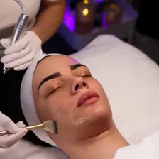 آموزشگاه آرایشگری مریم مفتاق