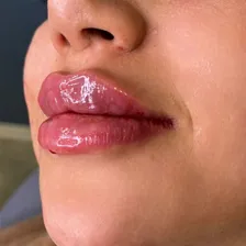 کلینیک زیبایی دکتر  زرین بادینی