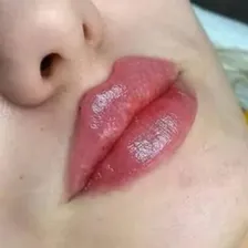 کلینیک زیبایی نیل لایف