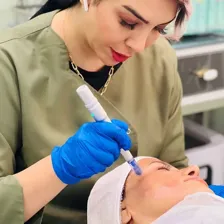 مرکز خدمات پوستی امرالد