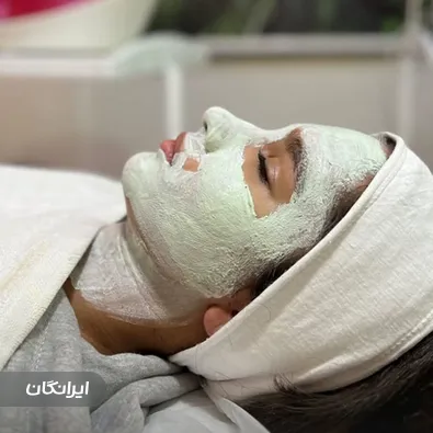 مرکز خدمات پوستی رز