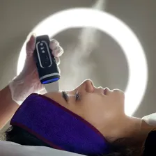 مرکز خدمات پوستی لاوندر