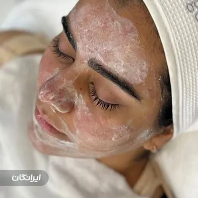 کلینیک زیبایی دکتر رعنا آقایی میبدی