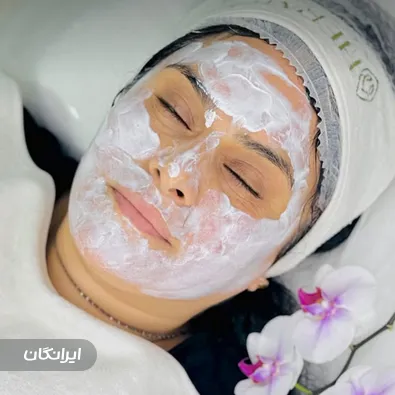 مرکز خدمات پوستی حسنا