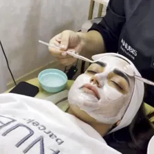 کلینیک زیبایی دکتر رسول امیری نیا